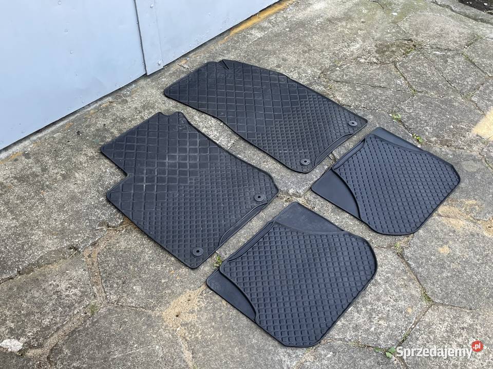 Oryginalne dywaniki gumowe komplet OE Audi A3 S3