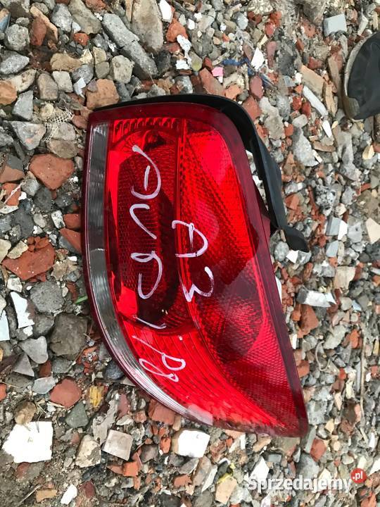 AUDI A3 8P LAMPA TYŁ TYLNA PRAWA