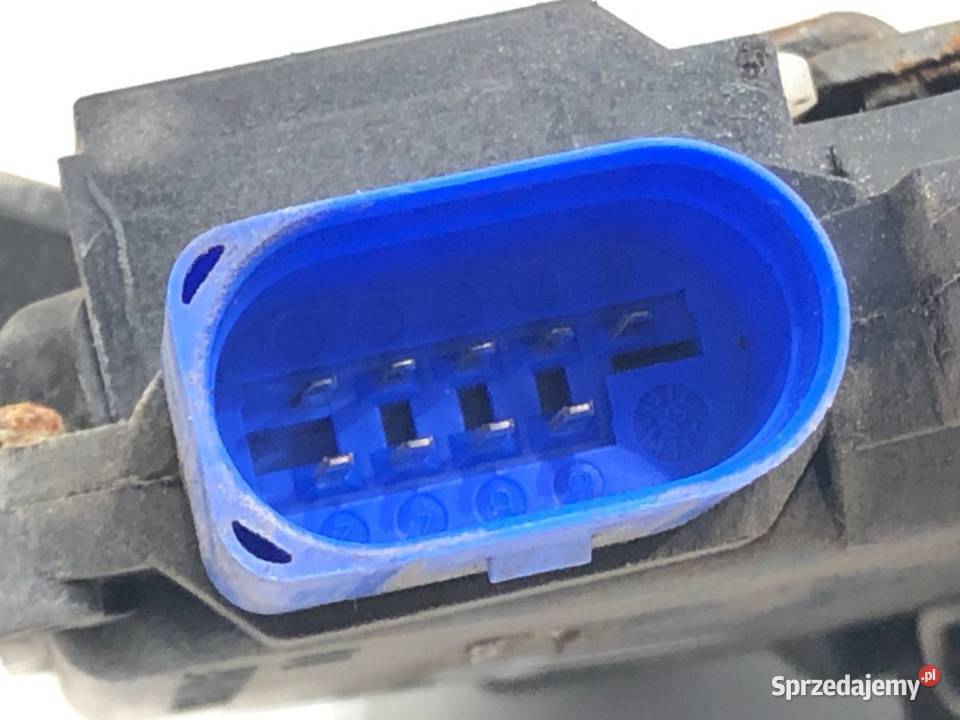 ZAMEK DRZWI PRAWY PRZÓD VW CADDY III Van minibus