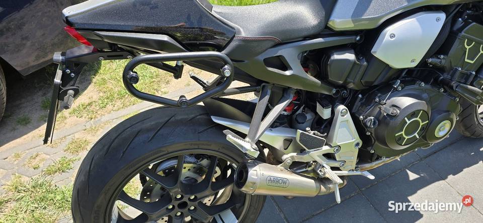 Honda cb1000r doinwestowana salon 1000cm3 Wierzyce sprzedam