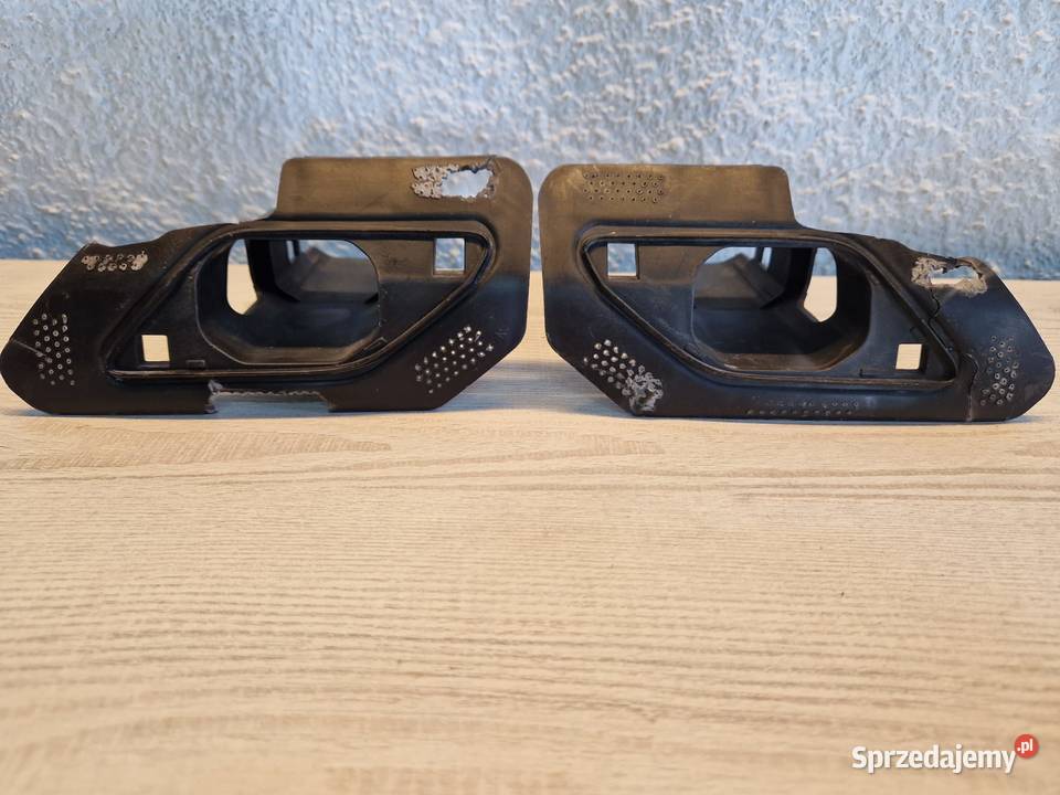 Mocowanie dyszy spryskiwacza reflektora WV Golf Kwilcz