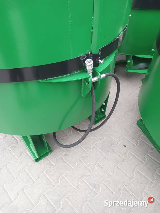 Betoniarka hydrauliczna mieszalnik do pasznawozu Żuromin