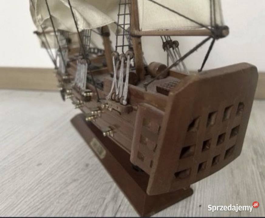 MODEL STATKU HMS Victory