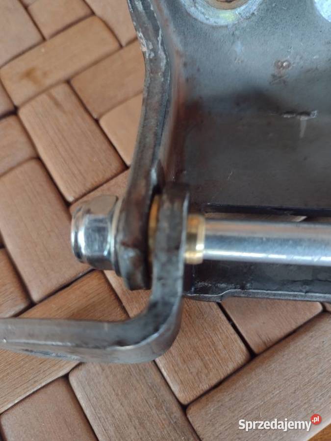 Zawias lewych przednich drzwi dolny Honda CIVIC lubelskie Chełm