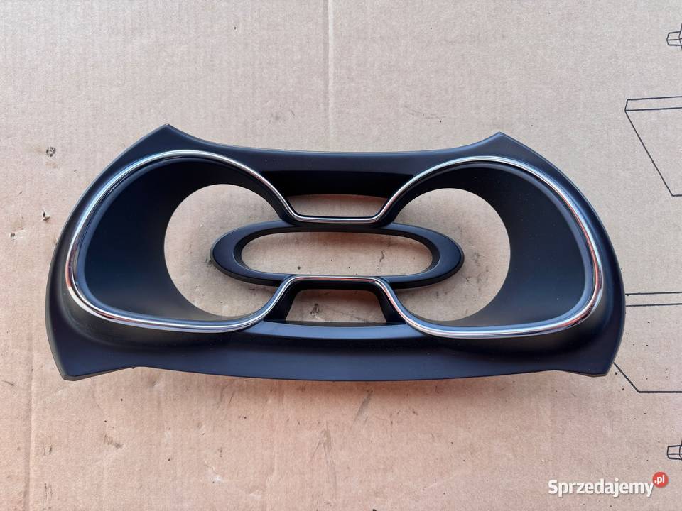 Renault Captur I 1 Ramka licznika 1319 Brzesko