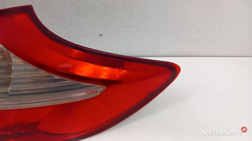RENAULT MEGANE III HB LAMPA TYŁ PRAWA osobowe