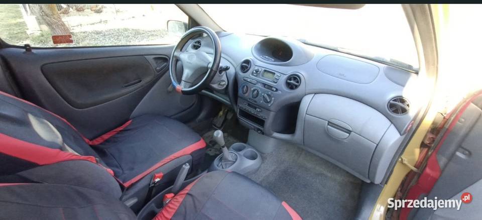Toyota Yaris 10 vvti 2002 nieuszkodzony Myszków