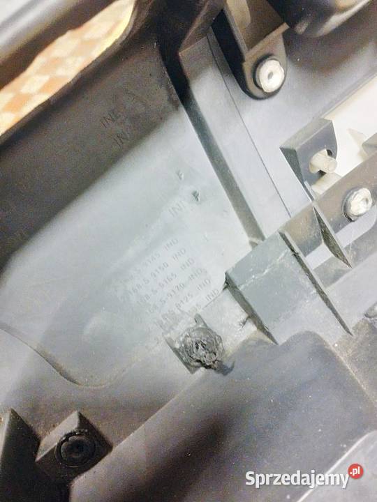 BOCZEK TAPICERKA DRZWI LEWY PRZÓD RENAULT MODUS