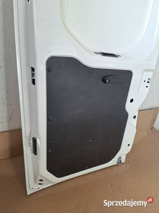 Sprzedam drzwi tylne do Iveco daily Sabaudia sprzedam