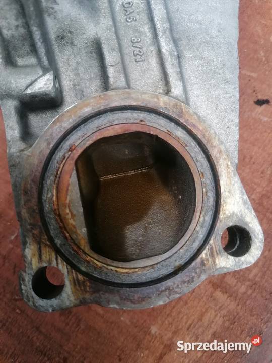 Audi a4 b5 18 ADR Obudowa pompy wody Jędrzychów