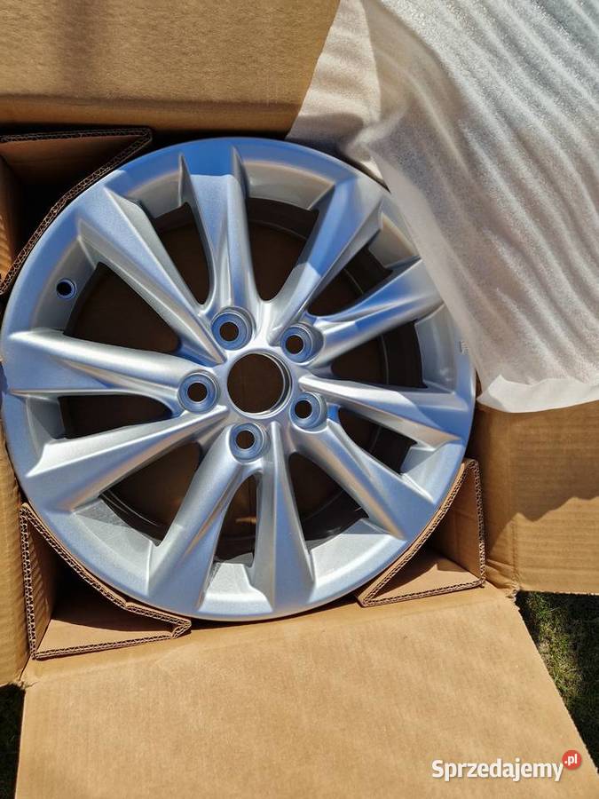 FELGA TOYOTA 16x7J 4261102V30 NOWA Samochodowe mazowieckie