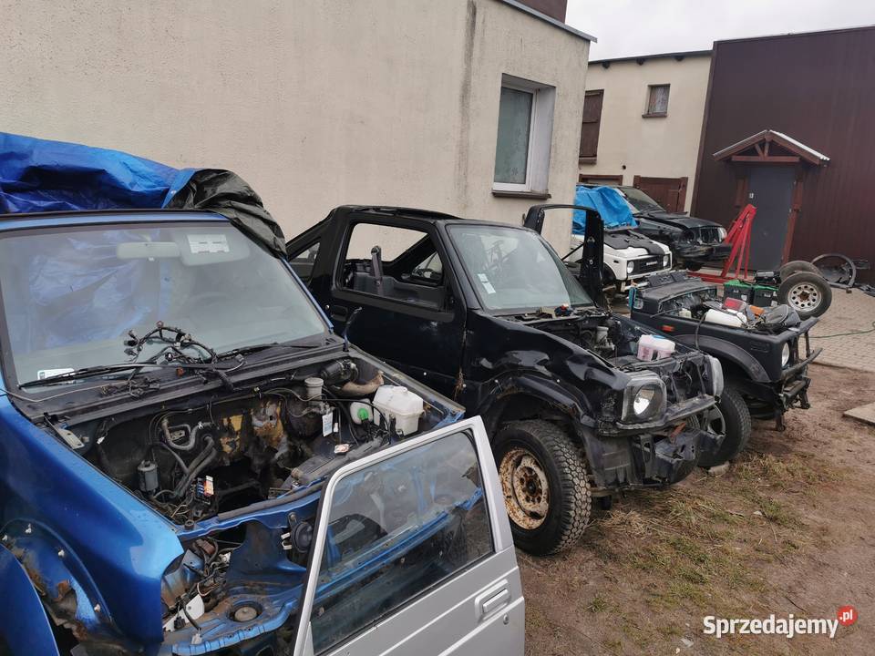 Suzuki Samurai SJ410413 mamy wszystkie części Rok produkcji 1990