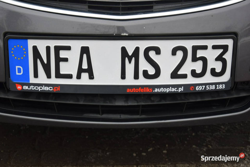 Opel Insignia 20TB 220 Navi Skóra Xenon 138 Nowy 138000km