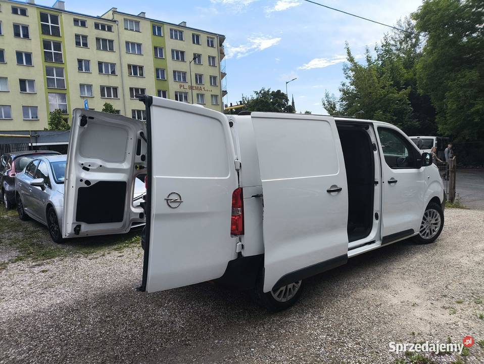Opel Vivaro pierwszy właściciel w kraju czujnik martwego pola Olsztyn sprzedam