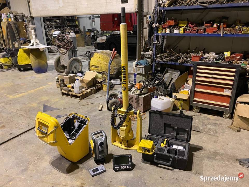 równiarka CAT OK HBM system na Trimble GPS