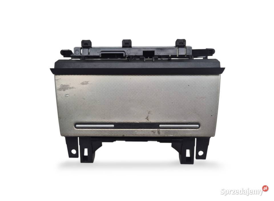 POPIELNICZKA PRZÓD 2 DIN SREBRNA AUDI A4 B6 Wyposażenie wnętrza