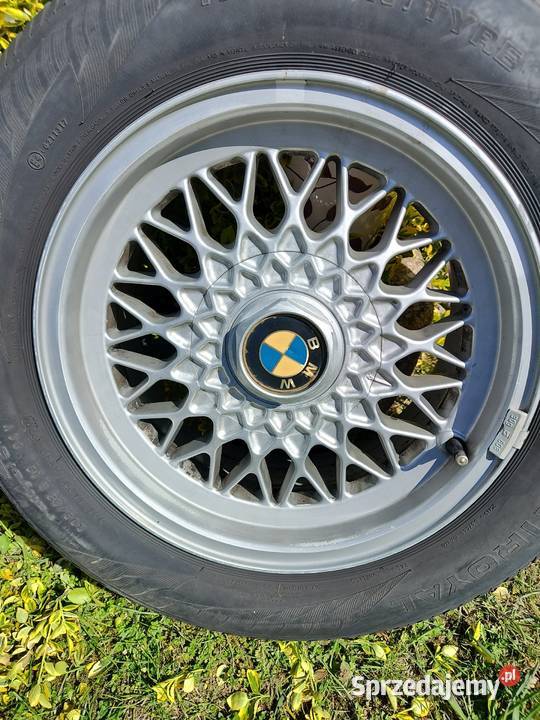 Oryginalne felgi z oponami do BMW E20 7xj15h2 Samochodowe sprzedam