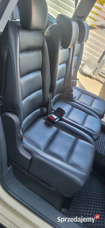 Volkswagen Touran 16 Tdi z 2012 r z Niemiec isofix Koluszki sprzedam