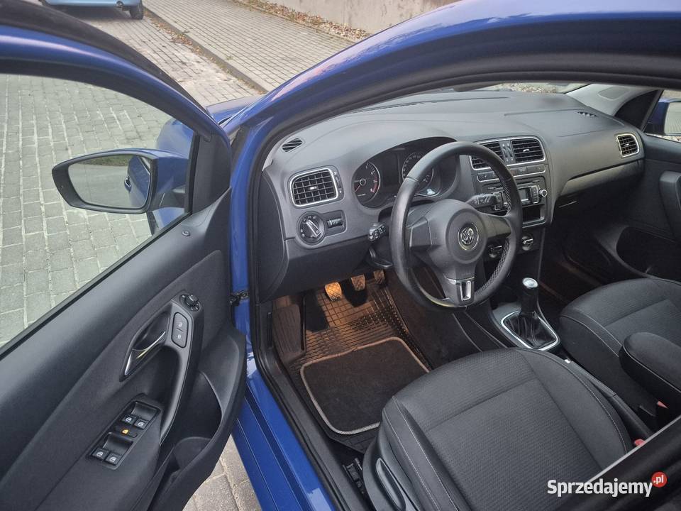 VW Polo V 12mpi 70 maly przebieg bez korozji Gdynia sprzedam