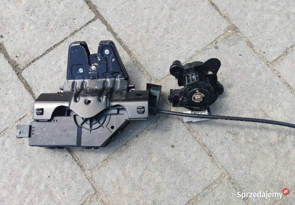 Zamek klapy bagażnika BMW E60 E61