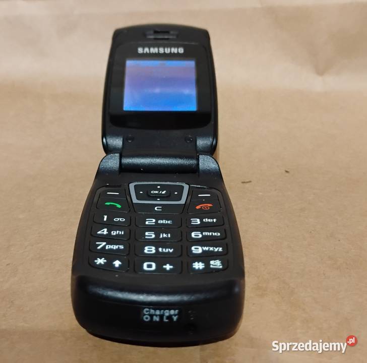 SAMSUNG SGH C260 Klapka ładowarka bez simlock sprzedam