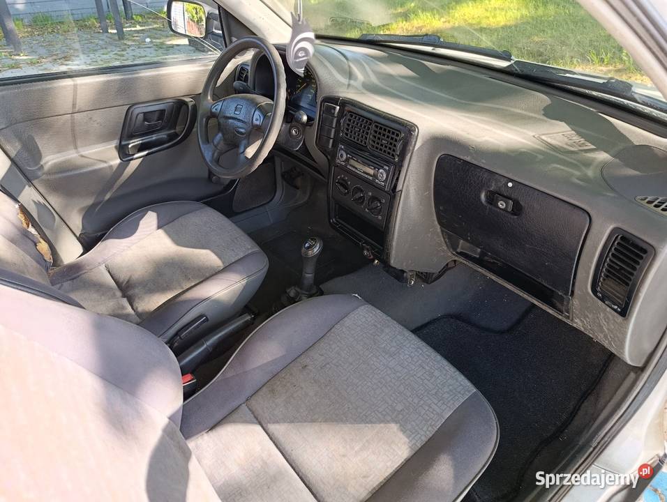 Seat Inca 5 osób do małego biznesu Śrem