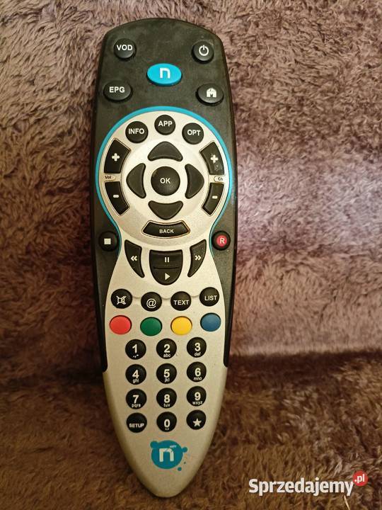 Piloty do telewizji NC Elektronika Kłodzko sprzedam