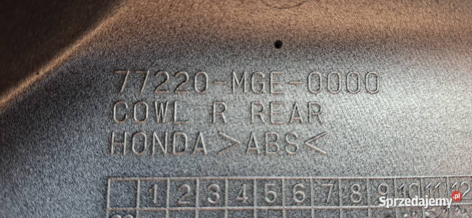 HONDA VFR 1200F OGON PRAWY ZADUPEK OWIEWKA PRAWA Szyby i owiewki Bieleń sprzedam