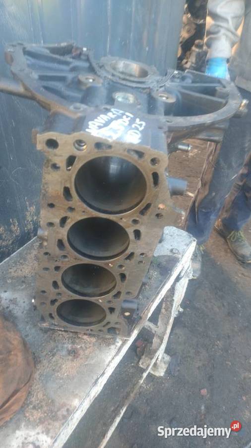 NISSAN NAVARA YD25 25 DCI blok silnika osobowe