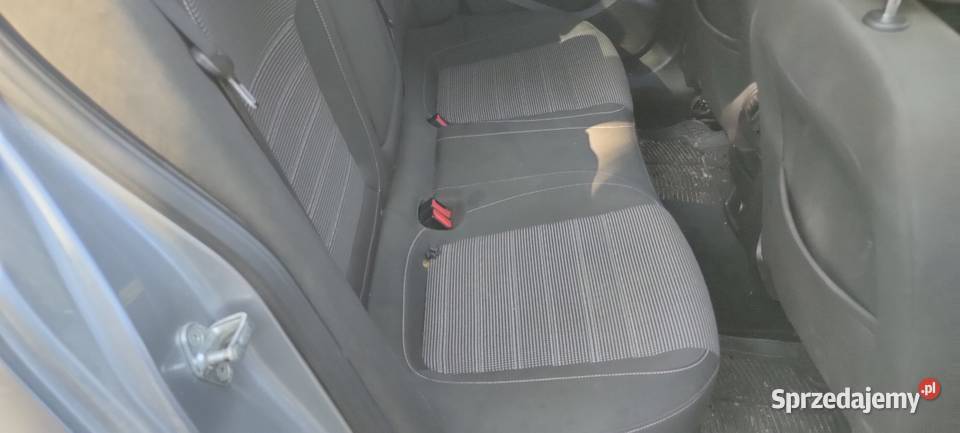 Opel Insignia srebrny Tokarówka