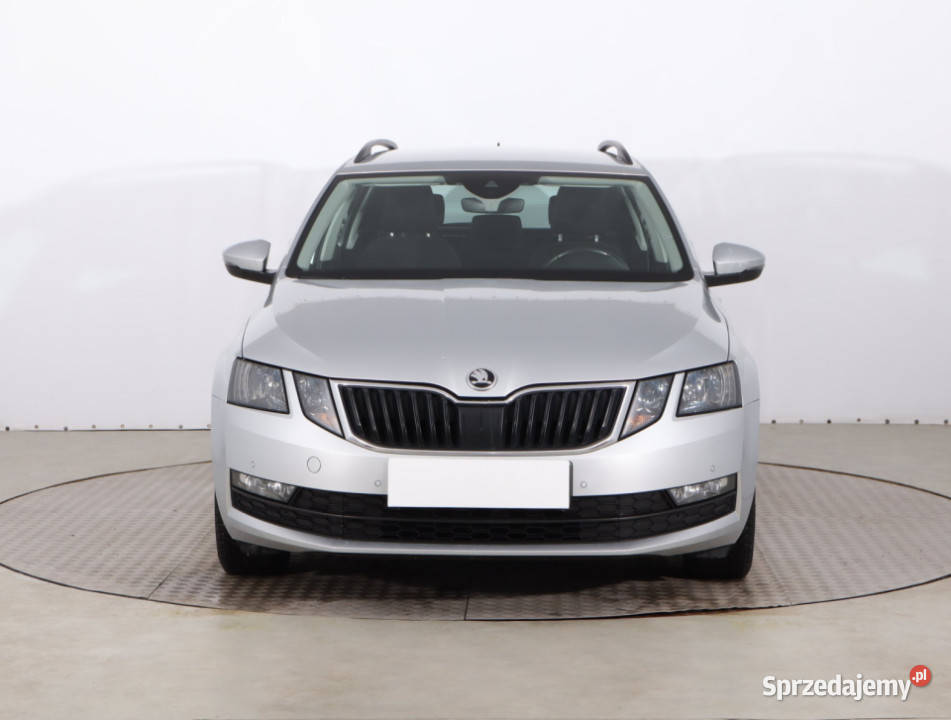 Skoda Octavia 16 TDI srebrny mazowieckie