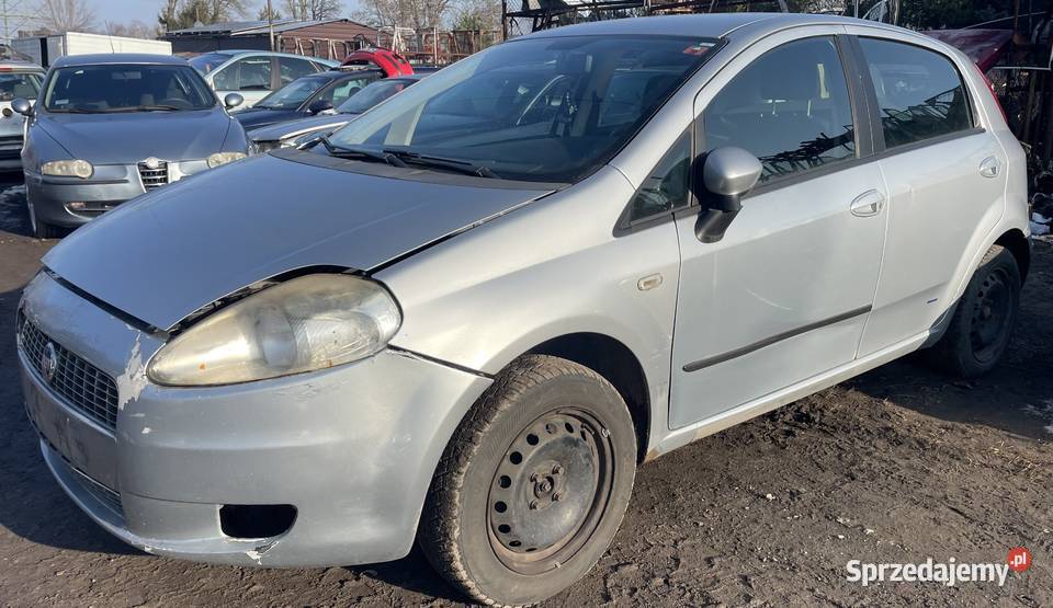 Fiat Grande Punto kolor 589A 14 8V NA CZĘŚCI Rok produkcji 2008 Piotrków Trybunalski