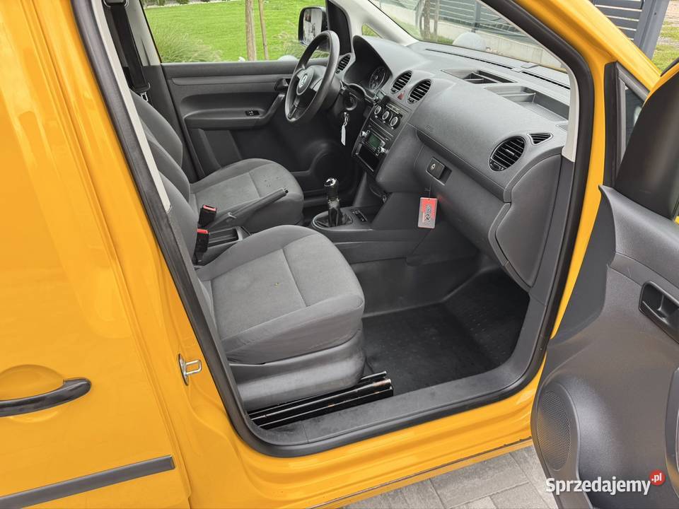 VW Caddy 16TDI klima bezwypadkowy Poddębice sprzedam