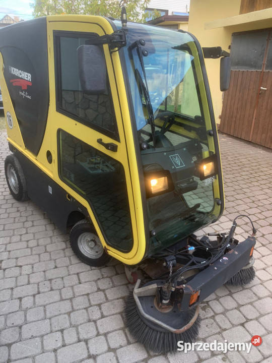Zamiatarka KRCHER ICC 1 DWD 1999 r silnik Kubota Rok produkcji 1999