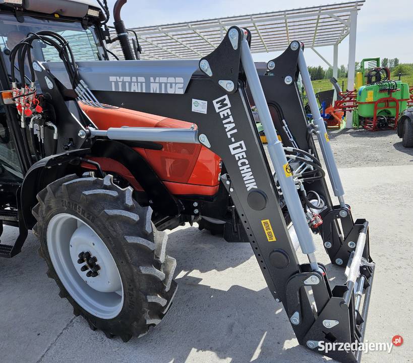 ŁADOWACZE czołowe METAL TECHNIK TYTAN case JOHN Sandomierz sprzedam