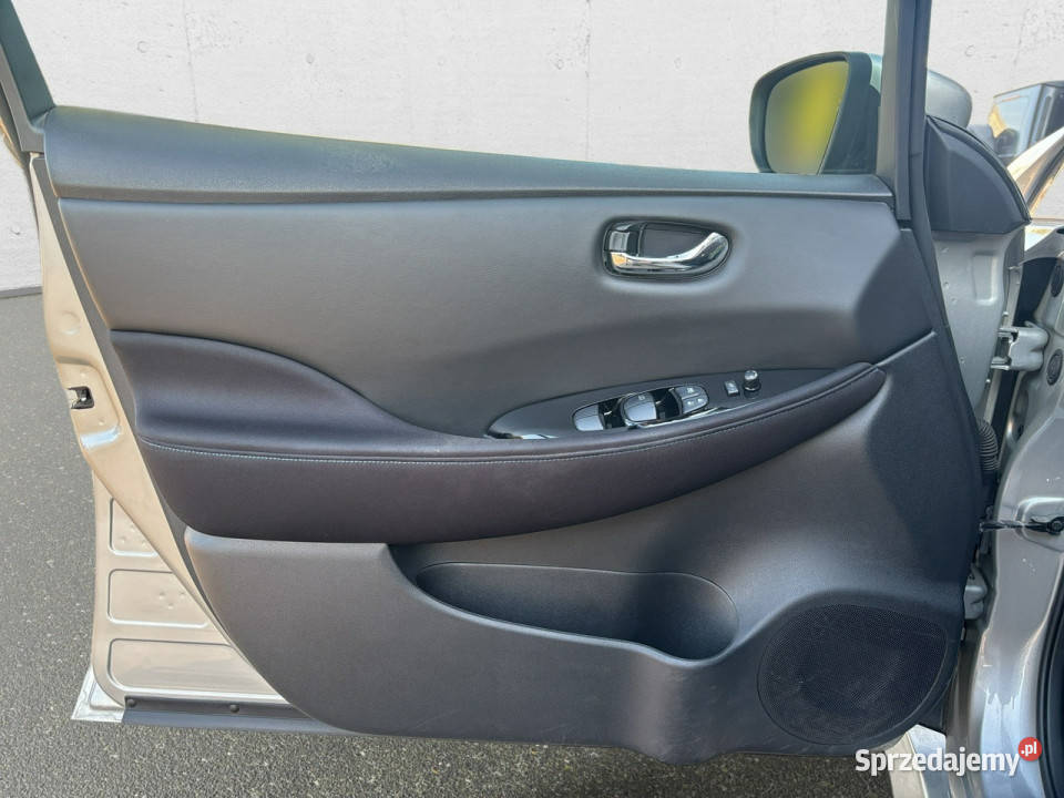 Nissan Leaf 40kWh NConnecta Z polskiego salonu Rok produkcji 2023 Warszawa sprzedam