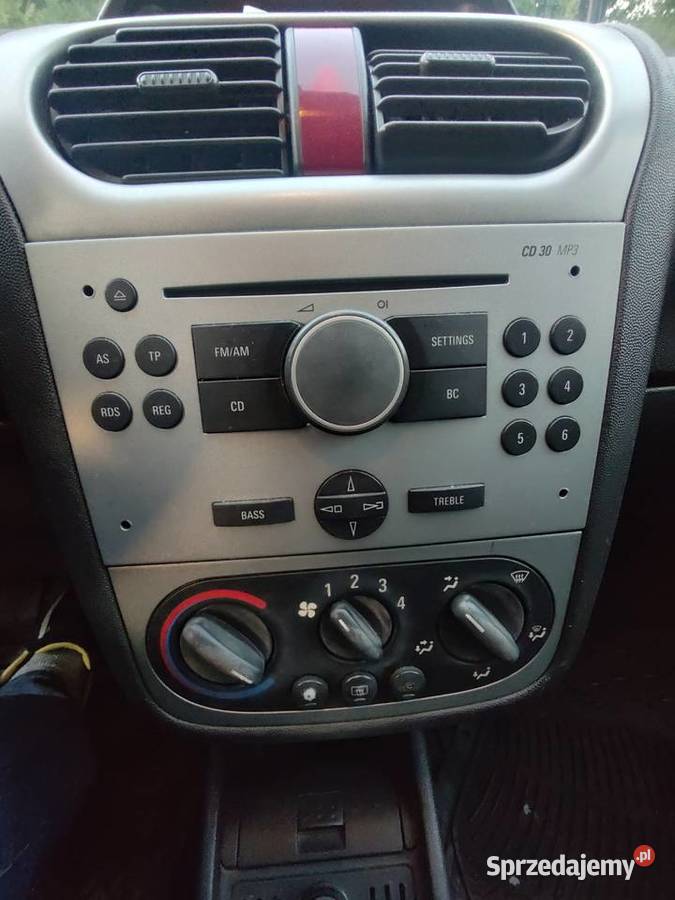 OPEL CORSA 12 LPG ekonomiczny zarejestrowany Rok produkcji 2006 Gliwice sprzedam