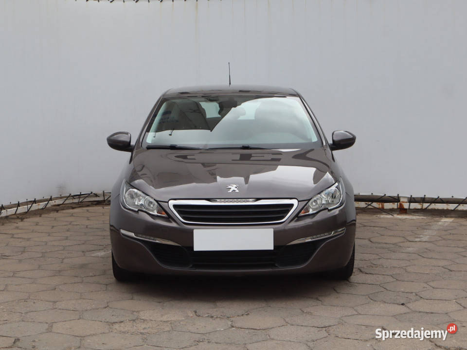 Peugeot 308 12 eTHP czujnik parkowania