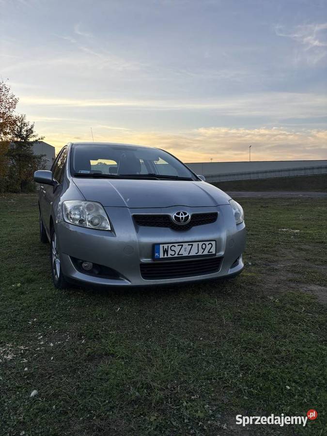Toyota Auris Szydłowiec