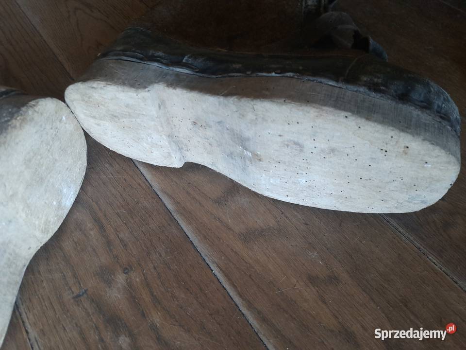 historyczne buty wartownicze Wehrmachtu z czasów