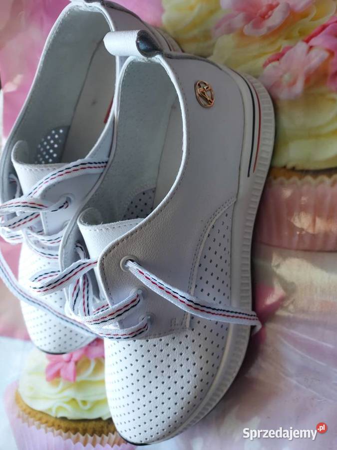 Buty sportowe Nowe skórzane białe Artiker 38 Damskie