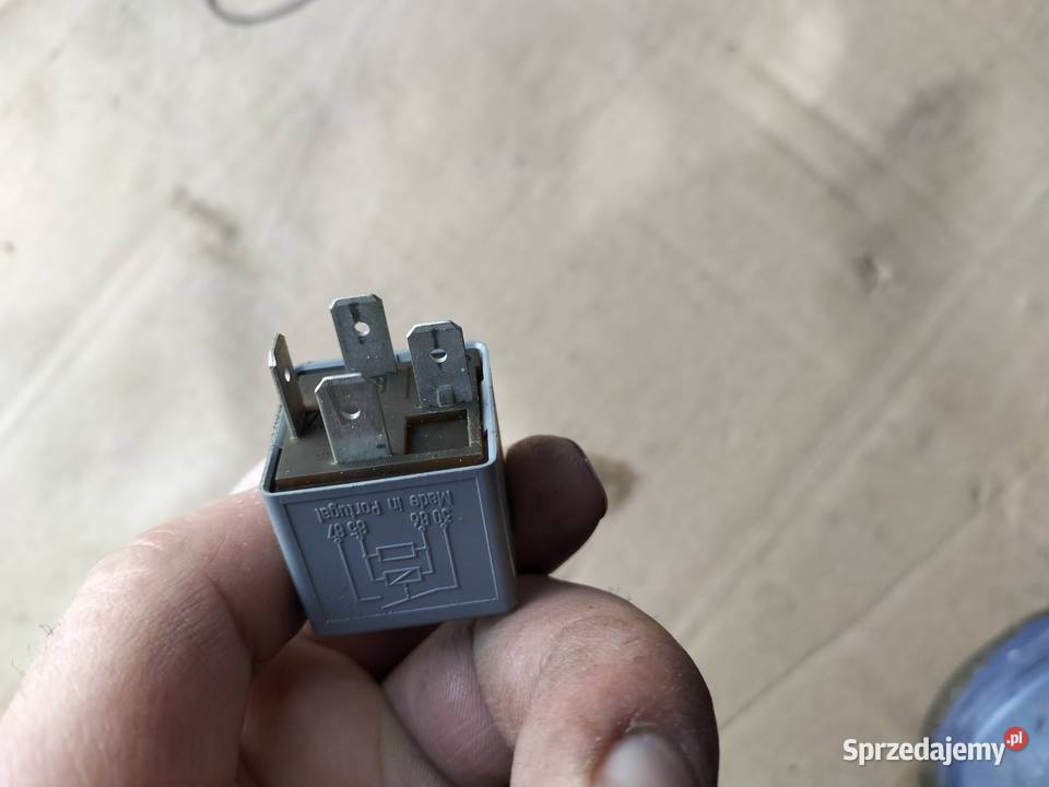 PRZEKAŹNIK 53 141951253B AUDI VW Kamień-Kolonia