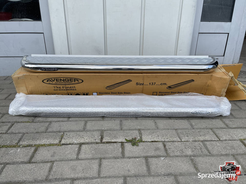 Orurowanie orurowanie boczne progi NAVARA L200 sprzedam