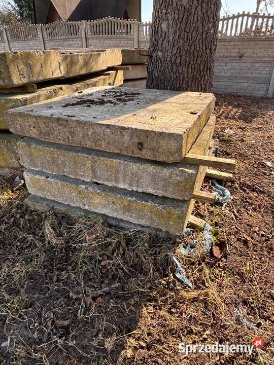 Podstawy pod stopy żurawia wieżowego