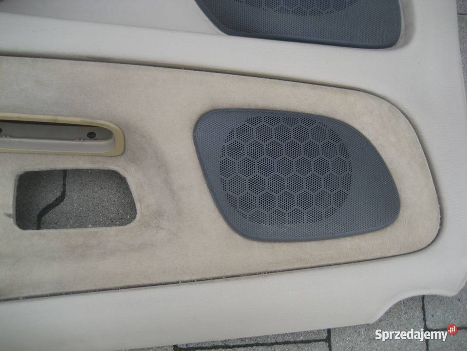 volvo c70 9805r boczek tapicerka drzwi prawa wielkopolskie Rakoniewice sprzedam