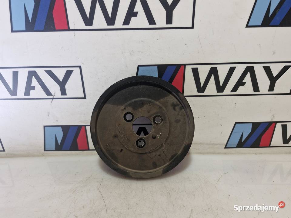 2247046 BMW E38 E39 E46 KOŁO PASOWE POMPY osobowe sprzedam