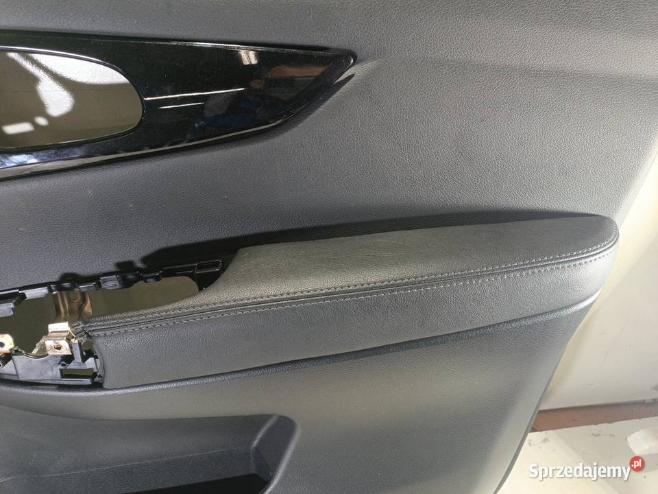BOCZEK DRZWI PRAWY PRZÓD NISSAN QASHQAI J11 osobowe