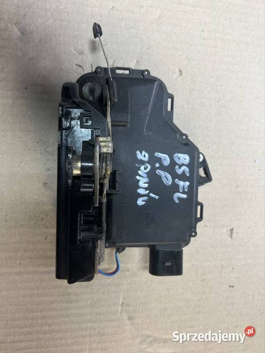 Zamek drzwi prawy przód Passat b5 b5fl Grudziądz