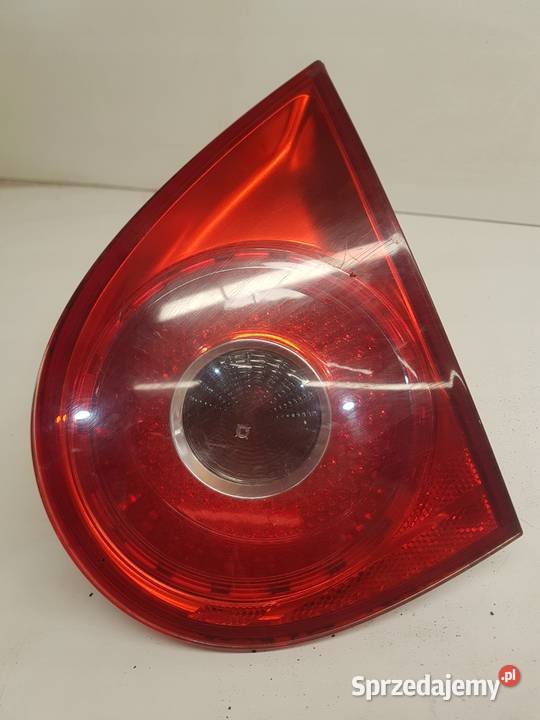 LAMPA LED PRAWY TYŁ W KLAPĘ VW GOLF V 1K6945094F Przystajń sprzedam