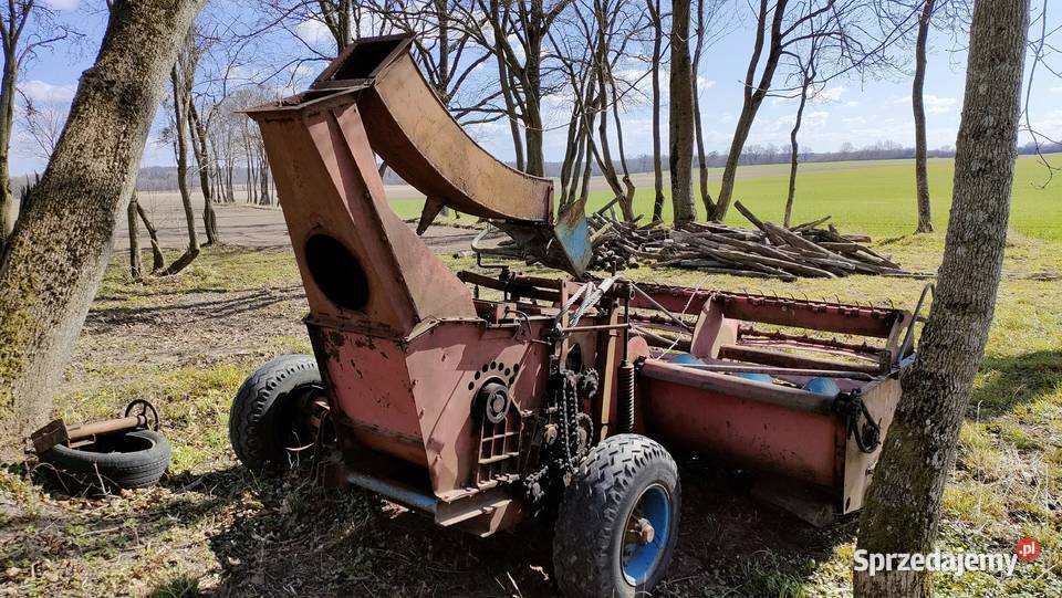Sieczkarnia Z 305 heder do zielonki przyczepka Wilczęta